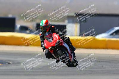 media/Mar-28-2022-Superbike Trackdays (Mon) [[b8603d0f67]]/Novice Group (1130am-12pm)/Turn 2/